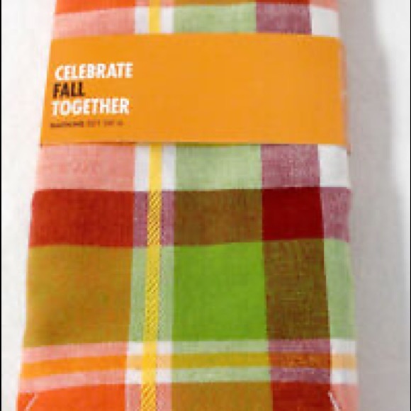 NWT Celebrate Fall Together Plaid Napkin 4-pk Multicolor Below $24.99 Retail - Picture 4 of 4